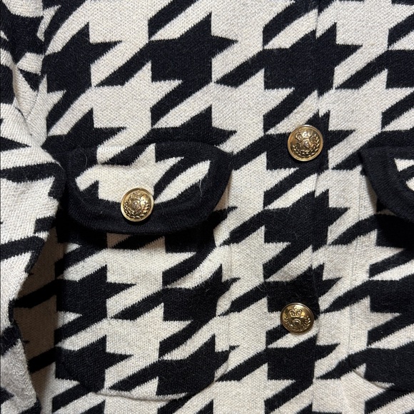 ICON Black and Cream Houndstooth Sweater - Picture 4 of 6